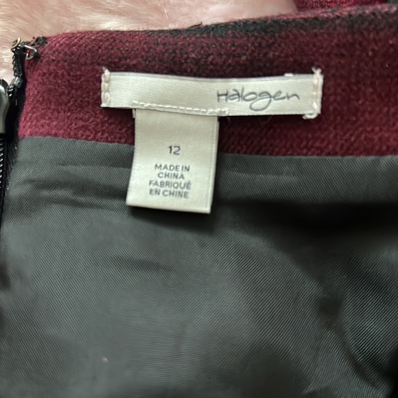 Pleated red and black skirt - Picture 4 of 5